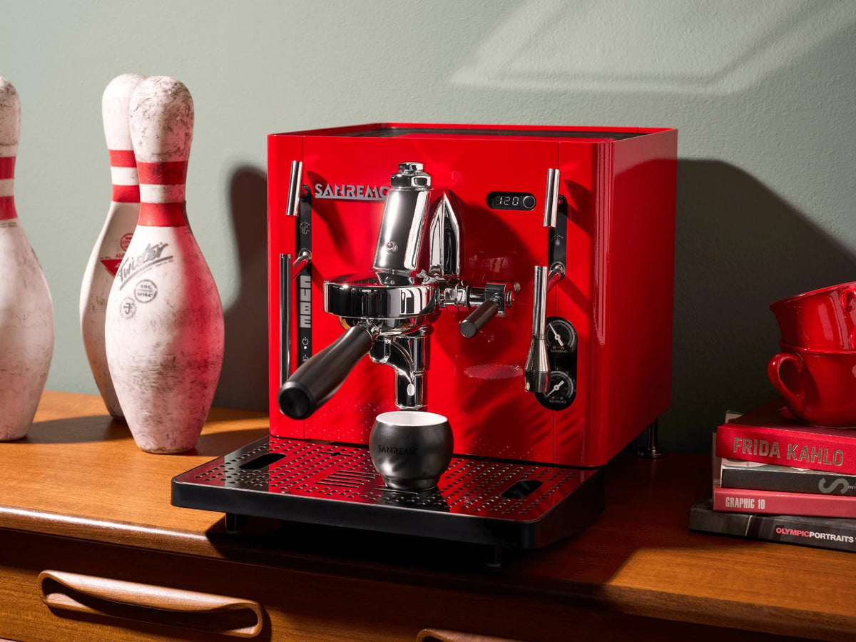 Sanremo Cube R espresso machine in Racing Red